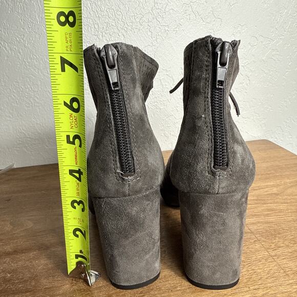 Grey Suede Chunky Heels Size 7 NWOB Perforated Lace Up Sandals Arturo Chiang - Picture 4 of 9